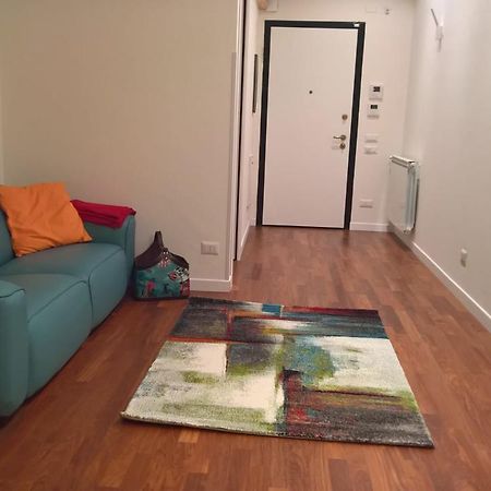 Sacra Famiglia Ausonia Apartment ปาแลร์โม ภายนอก รูปภาพ